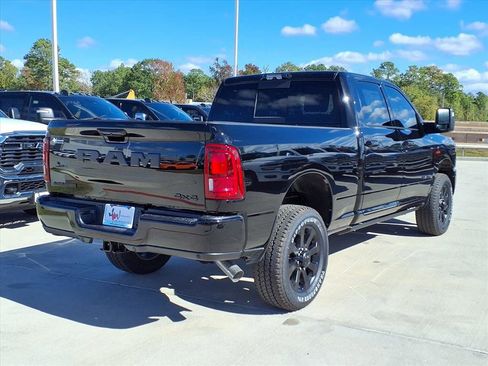 New 2026 RAM 2500 Laramie AWD/4WD image 6