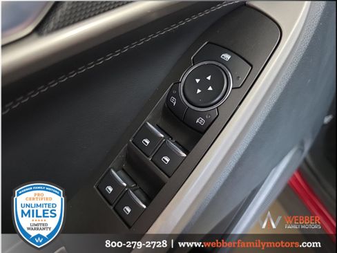 Used 2024 Ford Explorer XLT w/ Equipment Group 202A AWD/4WD image 19
