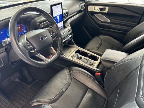 Used 2020 Ford Explorer ST w/ ST Street Pack AWD/4WD image 9