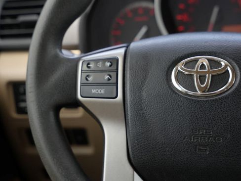 Used 2012 Toyota 4Runner SR5 RWD image 10