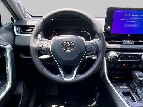Used 2023 Toyota RAV4 XLE Premium FWD image 6