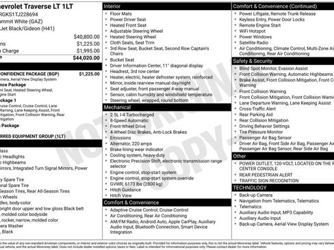 Used 2026 Chevrolet Traverse LT w/ Driver Confidence Package FWD image 1
