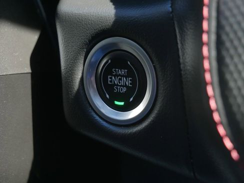 Used 2022 Chevrolet Suburban RST w/ Sport Performance Package image 25