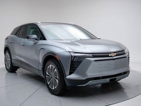 New 2026 Chevrolet Blazer EV LT image 11