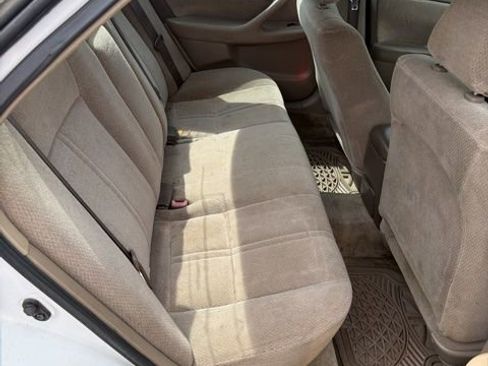 Used 2001 Toyota Camry LE image 7