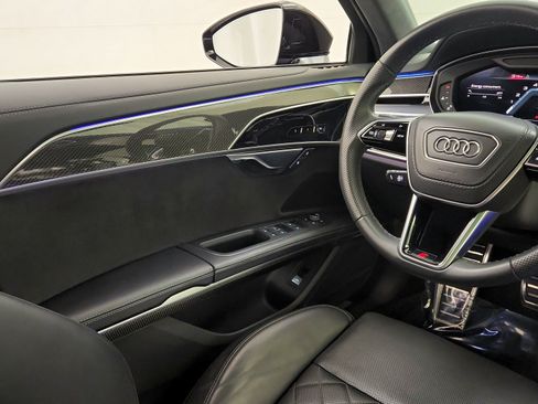 Used 2022 Audi S8 w/ S8 Comfort Plus Package AWD/4WD image 23