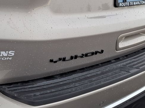 Certified 2023 GMC Yukon SLT w/ SLT Luxury Package image 30