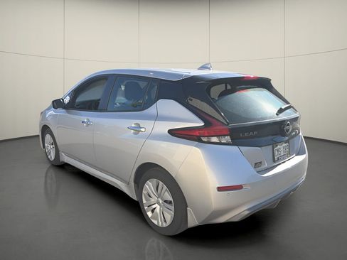 Used 2025 Nissan Leaf S FWD image 5