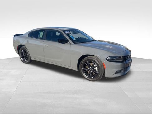 Used 2023 Dodge Charger SXT w/ Blacktop Package image 9