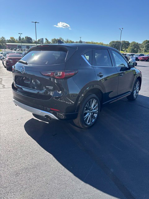 Used 2024 MAZDA CX-5 Signature AWD/4WD image 5