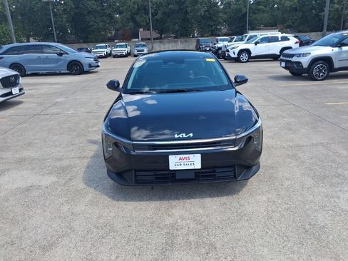 Used 2025 Kia K4 FWD image 5