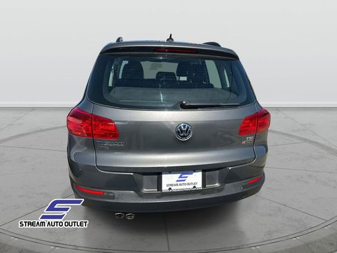 Used 2018 Volkswagen Tiguan Limited w/ Premium Package image 6
