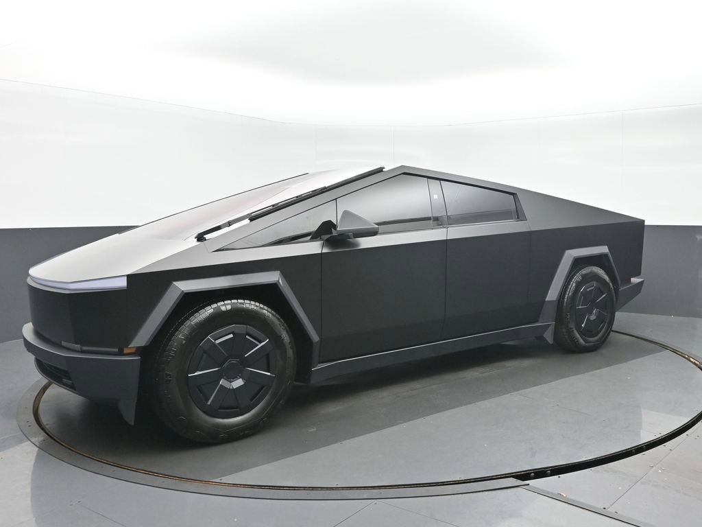 Used 2025 Tesla Cybertruck AWD Crew Cab image 7