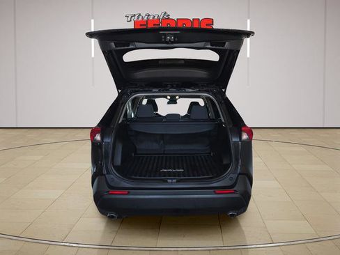 Used 2025 Toyota RAV4 XLE image 29