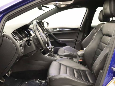 Used 2017 Volkswagen Golf R 4-Door image 16