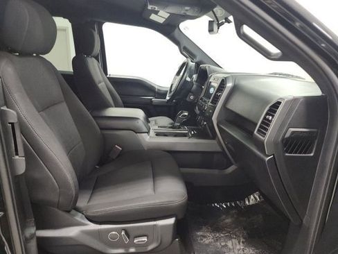 Used 2018 Ford F150 XLT w/ Equipment Group 302A Luxury AWD/4WD image 16