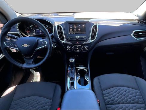 Used 2021 Chevrolet Equinox LT AWD/4WD image 14