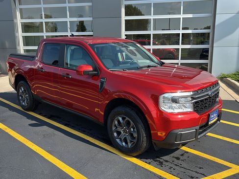 Used 2022 Ford Maverick XLT w/ Equipment Group 300A Standard AWD/4WD image 2