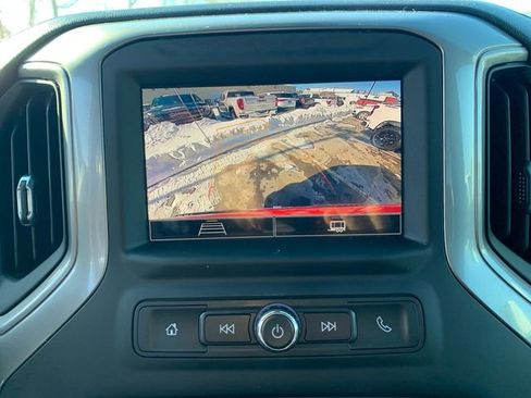 Used 2022 Chevrolet Silverado 1500 Custom image 24