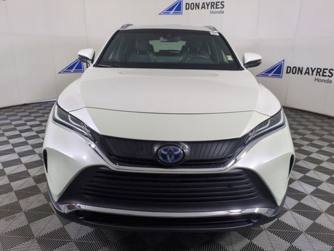 Used 2021 Toyota Venza XLE AWD/4WD image 11