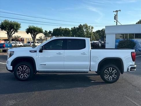 New 2026 GMC Sierra 1500 AT4 w/ AT4 Premium Package AWD/4WD image 7
