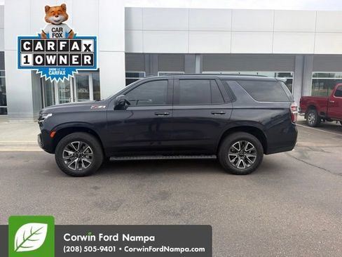 Used 2024 Chevrolet Tahoe Z71 w/ Luxury Package AWD/4WD image 2