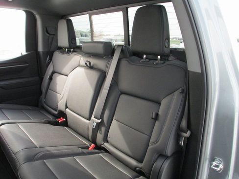 New 2026 GMC Sierra 1500 SLT w/ SLT Premium Plus Package image 13