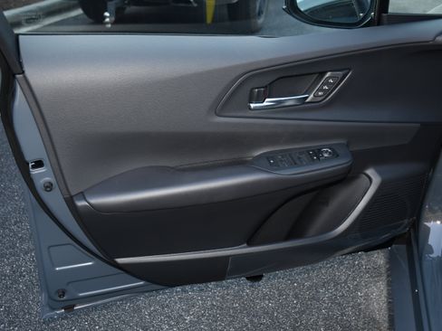 New 2026 Toyota Prius Plug-In Hybrid image 5