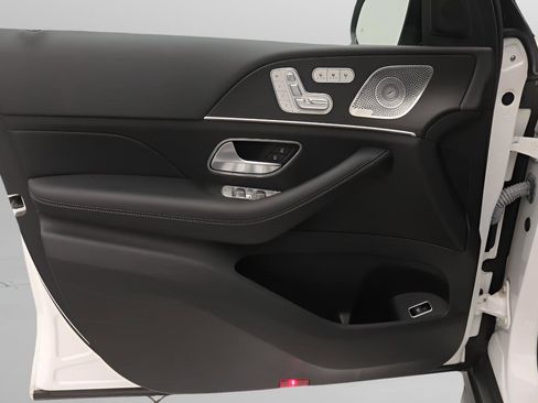 Certified 2022 Mercedes-Benz GLS 450 4MATIC image 17