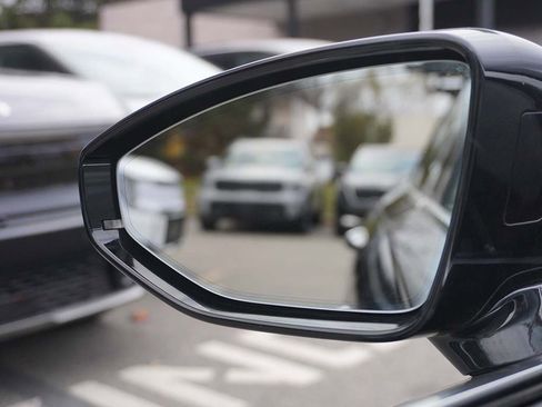 Used 2020 Audi A8 L 3.0T w/ Executive Package image 51