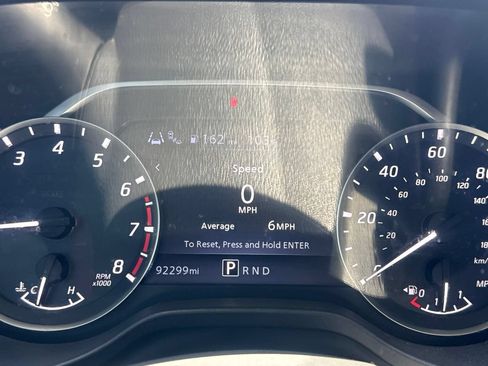 Used 2021 Nissan Titan SV RWD image 46