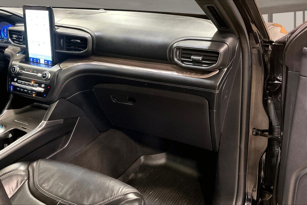 Used 2020 Ford Explorer Platinum AWD/4WD image 28