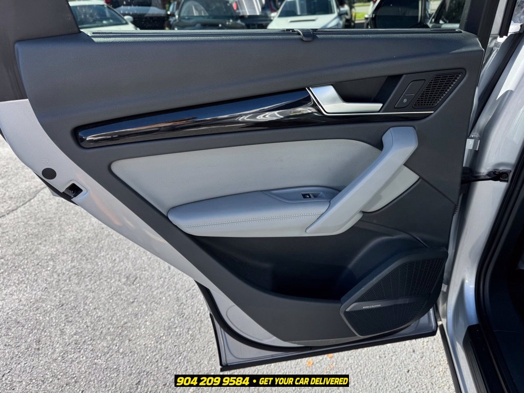 Used 2019 Audi Q5 Premium w/ Premium Plus Package AWD/4WD image 20
