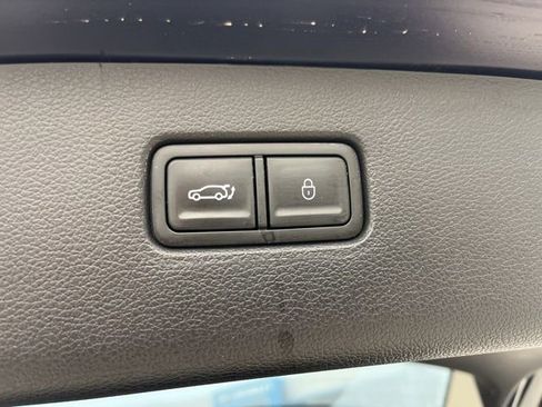 Used 2025 Genesis GV80 2.5T Standard AWD/4WD image 8