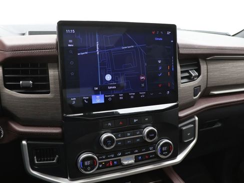 Used 2024 Ford Expedition Max Limited image 23