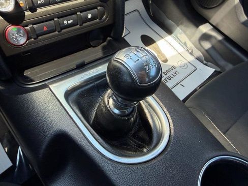 Used 2019 Ford Mustang GT RWD image 33