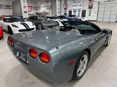 Used 2003 Chevrolet Corvette Convertible w/ Preferred Equipment Group1 RWD image 22