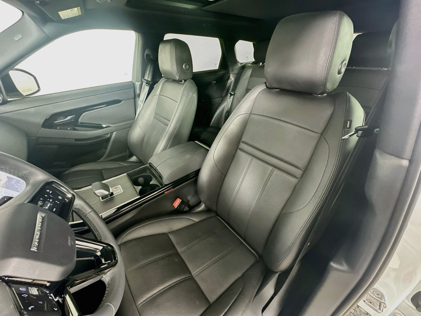 Used 2026 Land Rover Range Rover Evoque S AWD/4WD image 34