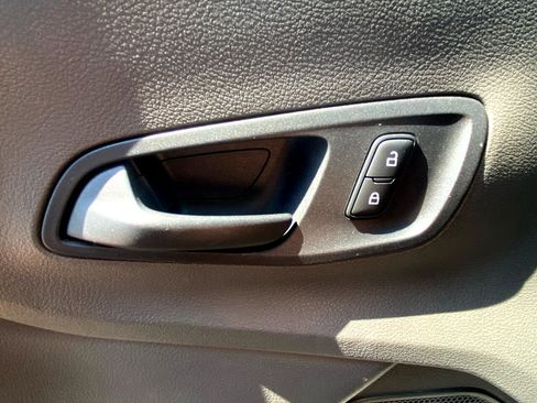 Used 2020 Ford Transit 250 Low Roof AWD image 29