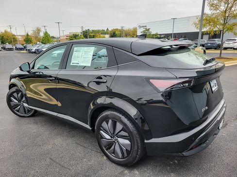 Used 2023 Nissan Ariya AWD image 6
