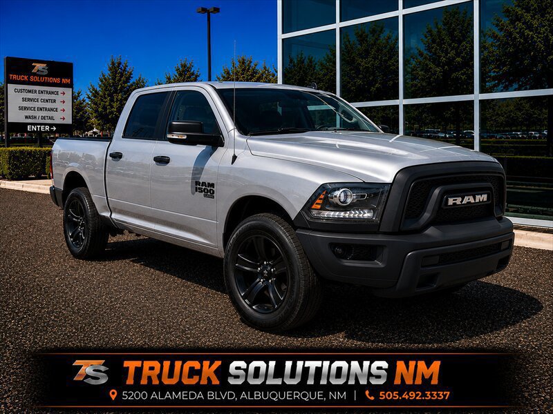 Used 2024 RAM 1500 Warlock AWD/4WD image 1
