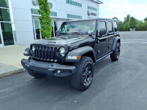 Used 2021 Jeep Wrangler Unlimited Sport AWD/4WD image 2