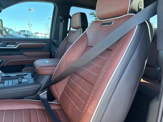 New 2026 GMC Sierra 2500 Denali Ultimate AWD/4WD image 13