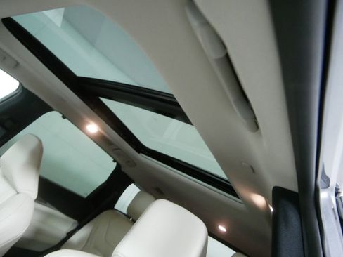 Certified 2025 INFINITI QX60 Luxe w/ Cargo Package image 12