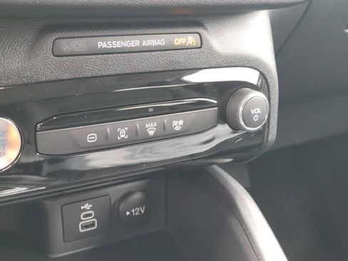 New 2026 Ford Escape SE w/ Class II Trailer Tow Package image 32