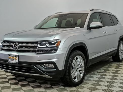Used 2019 Volkswagen Atlas SE w/ Panoramic Sunroof Package AWD/4WD image 5