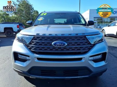 Used 2024 Ford Explorer XLT w/ Equipment Group 202A