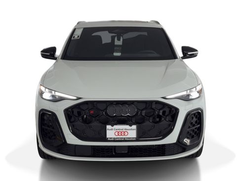 New 2025 Audi SQ5 Prestige image 6