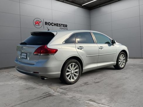 Used 2009 Toyota Venza AWD w/ Comfort Pkg image 5