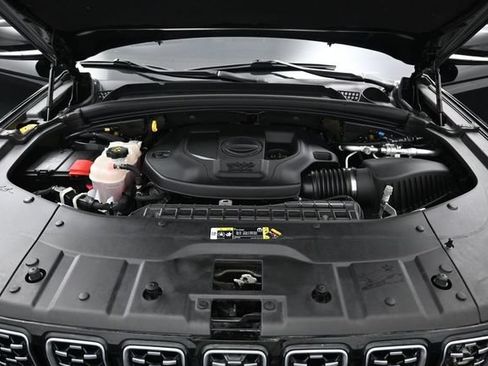 Used 2021 Jeep Grand Cherokee L Summit AWD/4WD image 44
